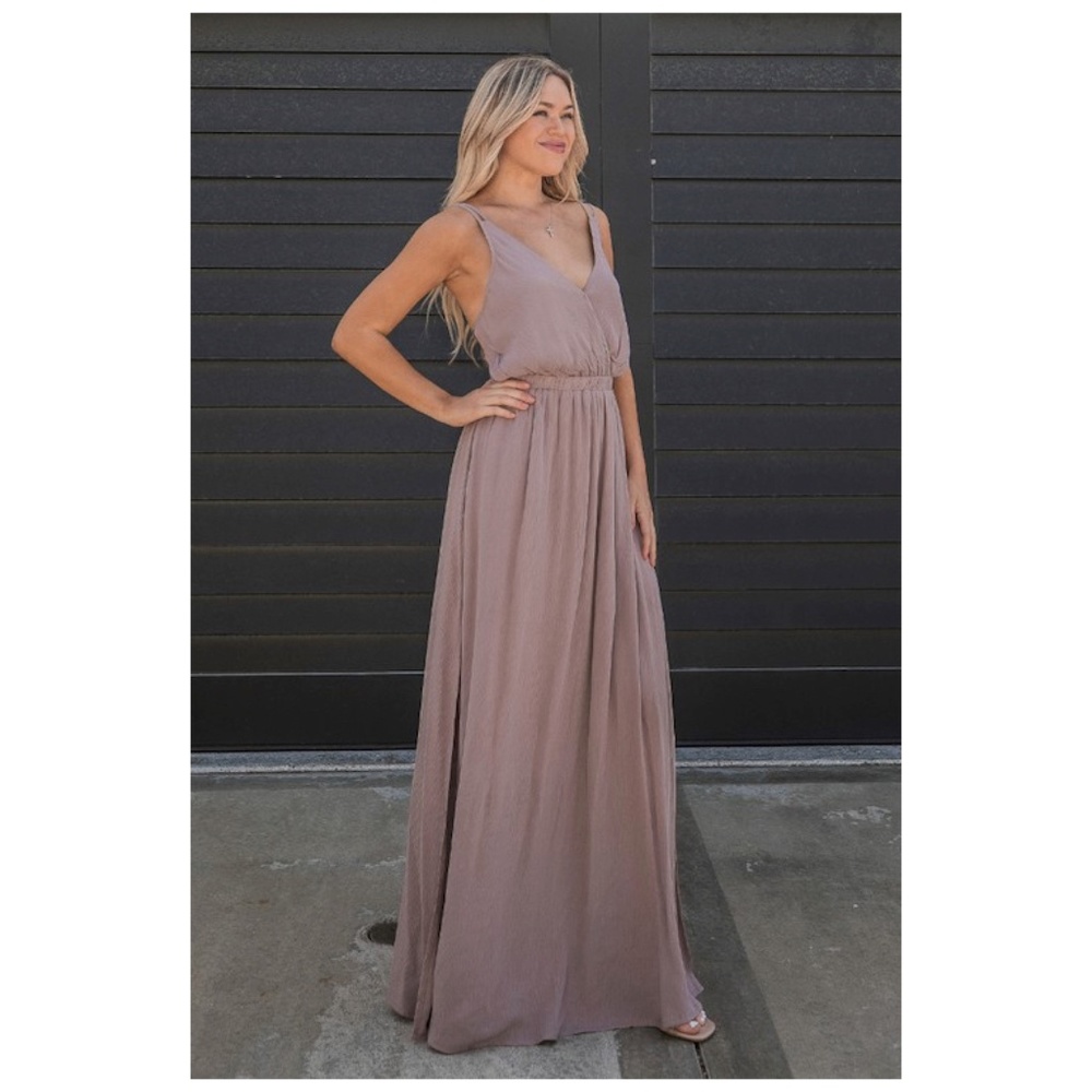 SOLD OUT Mauve Solid Rayon Gauze Sleeveless Open Back Maxi Dress W/ Slit - Picture 4 of 6